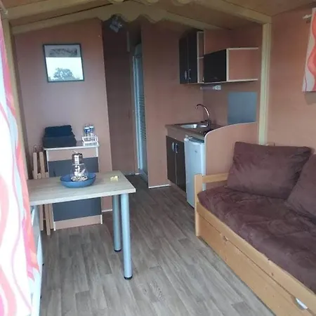 Comfortable Roulotte Chevres Du Vermois Burthecourt-aux-Chenes